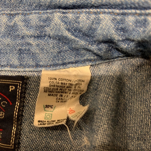 Rare Vintage Levi’s Women Small Denim Button Up Long Sleeve - Picture 5 of 14